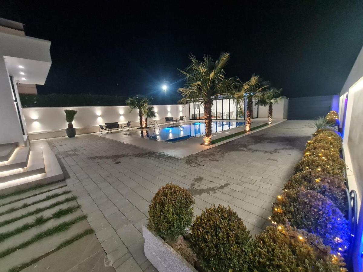Lt Luxury Villa Rrushkull  Zewnętrze zdjęcie